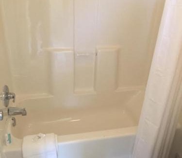 Hampton Hotel | Belmont Inn and Suites