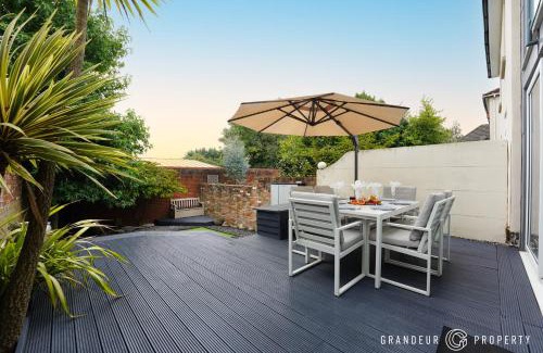 Portswood Casa | Belmont Retreat by Grandeur Property