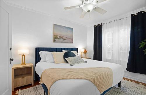 Belmont Shore Casa | Belmont Shore Escape - Arcades - FirePit - Beach - Parking