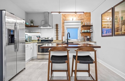 Westport Apartamento | Belvedere 2 - Remodeled 2 Bed Walkable to Westport!