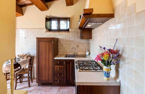 Monte San Martino Casa | Ideal apartamento en Monte San Martino con piscina