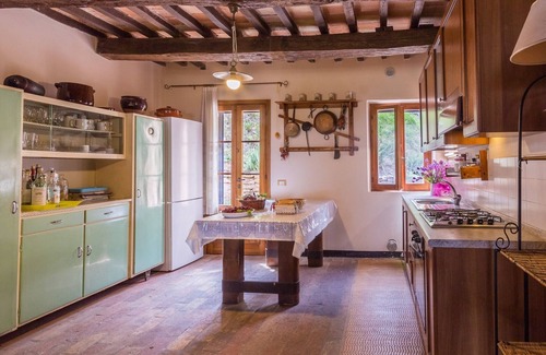 Montefelcino Villa | Villa tranquila en Montefelcino con piscina
