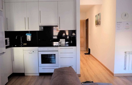 Ourense Apartamento | Belvilla by OYO Villa Trabazos Abellas