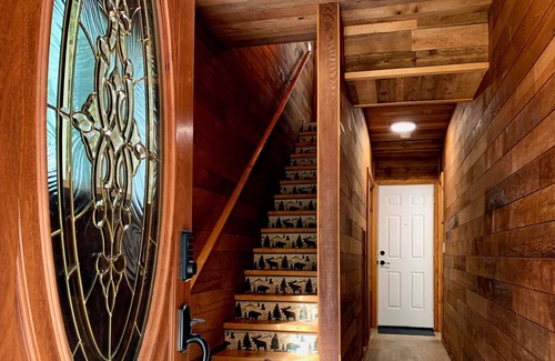 Verlot Casa | Benson Creek Cottage with Sauna and dogs welcome