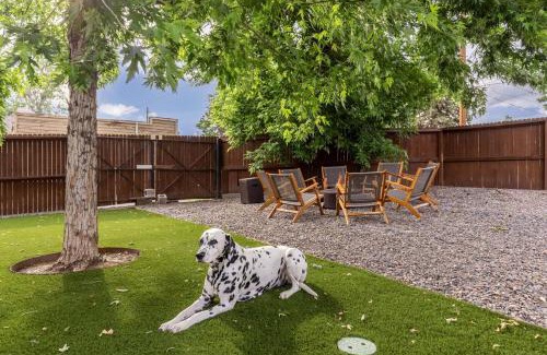 Edgewater Casa | Benton Bungalow by Sloan's Lake - Spacious, Dog-friendly, EV, Bidet, Fire Pit