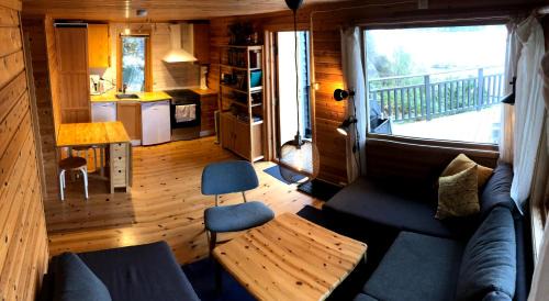 Fjell Casa | Bergen/Sotra: Sea cabin. Spa. Fishing. Boat