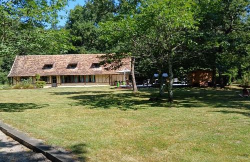 Allons Casa | Bergerie en forêt