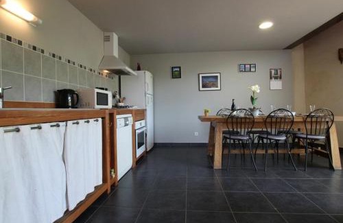 Ceaux-d'Allegre Casa | Bergerie moderne au calme, nature luxuriante, proche du Lac de Malaguet - FR-1-582-20