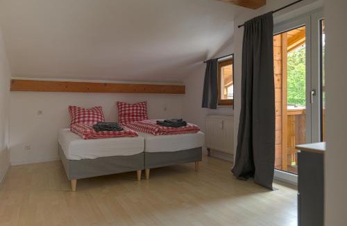 Bischofswiesen Apartamento | Berghäusl:Bergbach