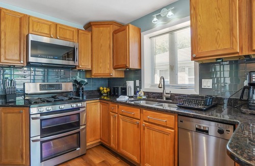 Forestview Casa | Berwyn Rental