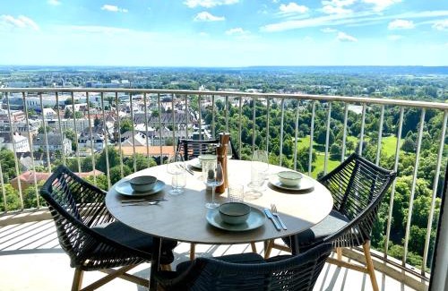 Antonsviertel Apartamento | Best Butler Skyline Lodge City Apartment Netflix