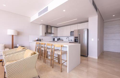 Porto Nao Apartamento | Best Caribbean Sea Views 3BR Penthouse F1