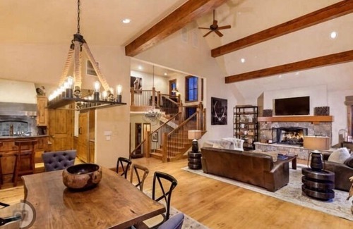 Aspen Casa | Best House In Aspen For ALL SEASONS! Mega Mansion in ideal location!