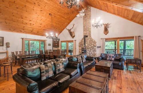 Branson Cabina | Mejor Lakefront Lodge en Branson- Wifi, Deck cubierto, Pesca ..