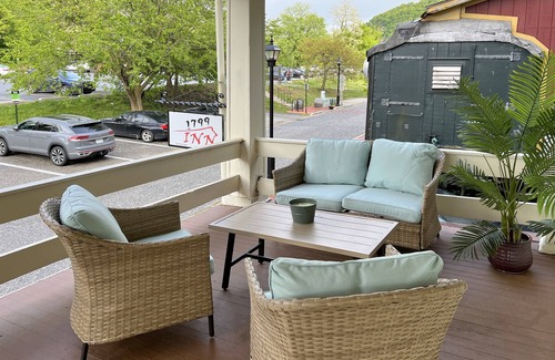 Harpers Ferry Apartamento | Best location! Baltimore Suite @ historic 1799 Inn