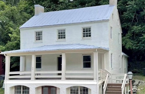 Harpers Ferry Apartamento | Best location! Baltimore Suite @ historic 1799 Inn