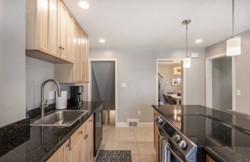 Downtown Salt Lake City Casa | BEST LOCATION DOWNTOWN, DESIGNER FURNISHINGS