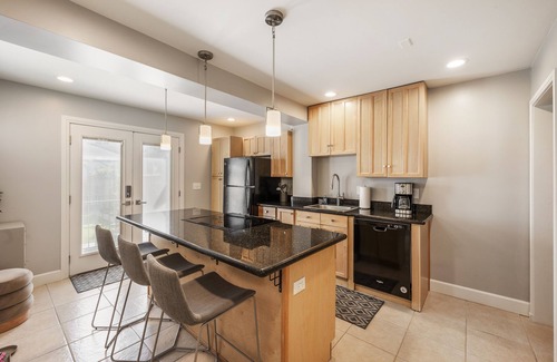 Downtown Salt Lake City Casa | BEST LOCATION DOWNTOWN, DESIGNER FURNISHINGS