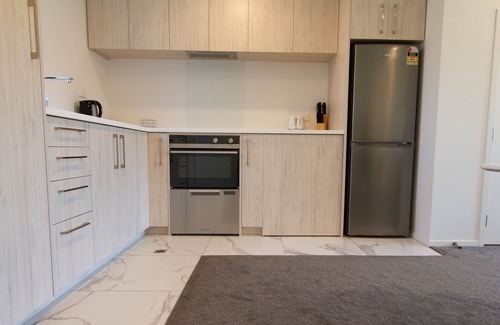 Riccarton Casa | Best Location in Christchurch - Close to mall, shopping and Parks