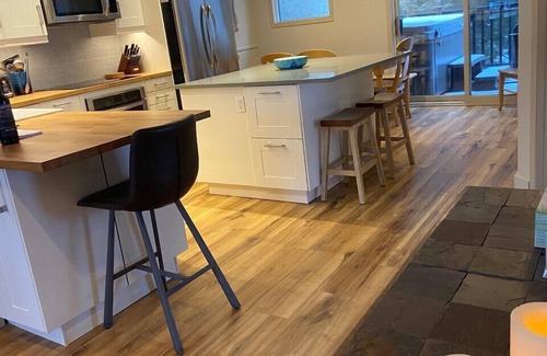 East Kootenay Casa | ¡MEJOR UBICACIÓN EN LA MONTAÑA! Thunder Ridge 3 BR Ski in / Out Condo. Duerme 8.