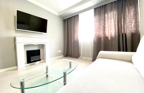 Mitte Apartamento | Best location! Park, Casino, Theatre!