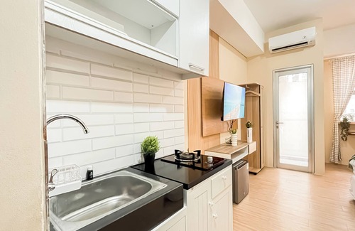 Bekasi Timur Apartamento | Best Studio At Apartment Transpark Juanda Bekasi Timur