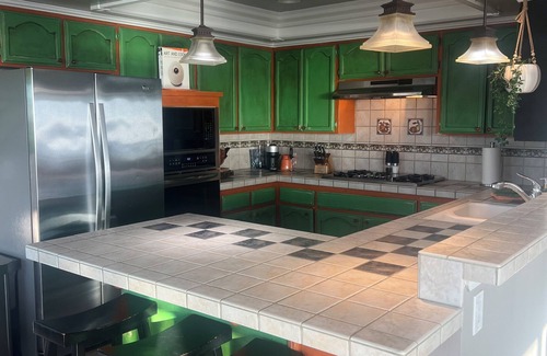 San Clemente Apartamento | Enjoy your holidays with amazing fall & winter views ! Your home away from home!