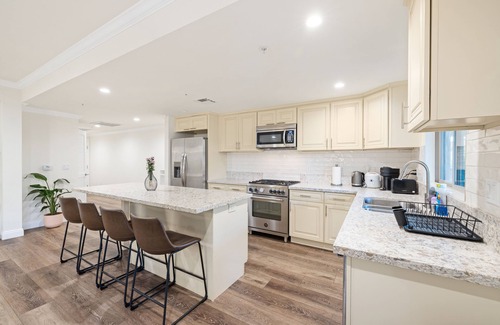 Lamanda Park Apartamento | Best value 2b2b center of Pasadena