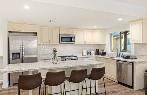 Lamanda Park Apartamento | Best value 2b2b center of Pasadena