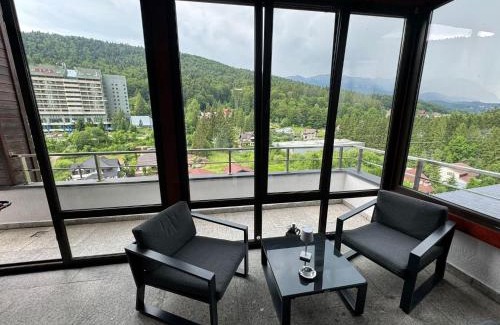 Sinaia Apartamento | Best View Ap with Parking And 2 Bathrooms