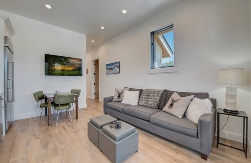 South Snyderville Basin Casa | Best Views and Location to Park City Mountain