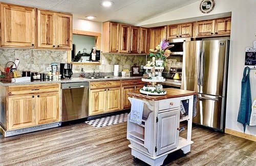 Dandridge Casa | Best Views at the Baxter Farmhouse