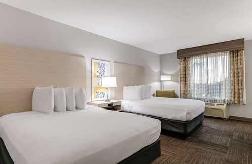 Auburndale Hotel | Best Western Auburndale Inn & Suites