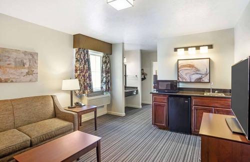 Clovis Hotel | Best Western Clovis Cole