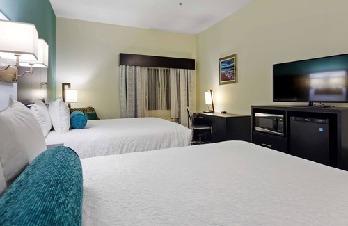 Atlantic Beach Hotel | Best Western Mayport Inn & Suites