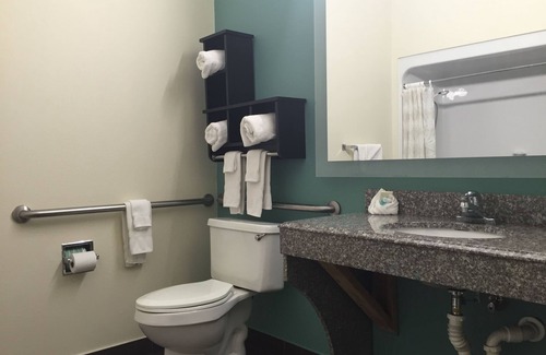 Atlantic Beach Hotel | Best Western Mayport Inn & Suites