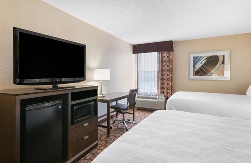 Nashville Hotel | Best Western Plus Belle Meade Inn & Suites