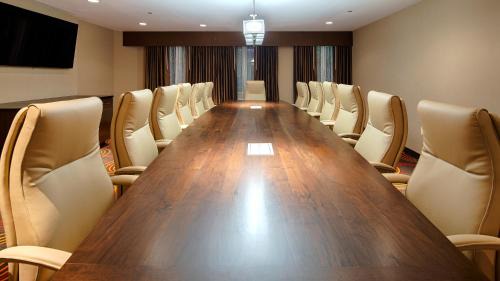 Elkridge Hotel | Best Western Plus BWI Airport Hotel - Arundel Mills