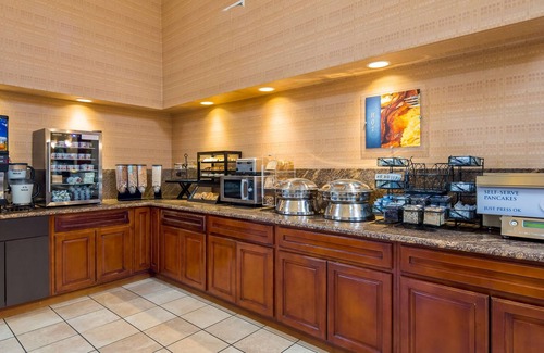 Gilroy Hotel | Best Western Plus Forest Park Inn