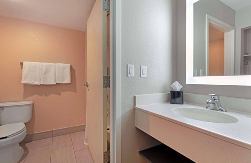 Fossil Creek Hotel | Best Western Plus Fort Worth North