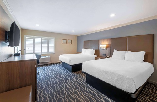 Downtown Hotel | Best Western Plus Hill House