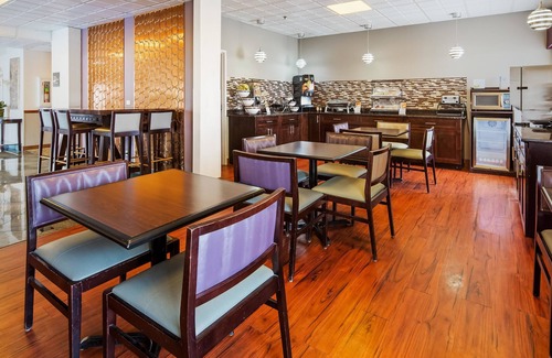 Franklin Park Hotel | Best Western Plus O'Hare International South Hotel