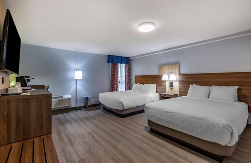 Maryland Heights Hotel | Best Western Plus St. Louis West-Westport