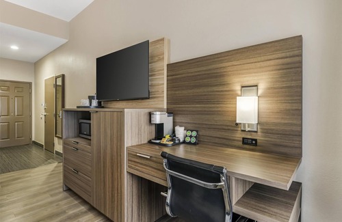 Sanford Hotel | Best Western Plus Sanford Airport/Lake Mary Hotel