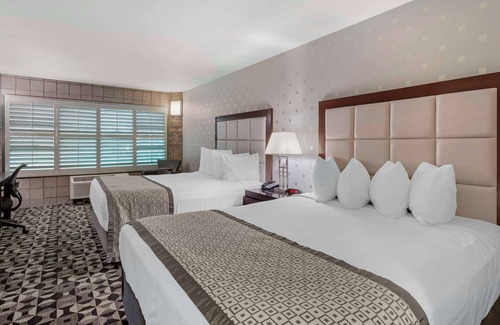 South Scottsdale Hotel | Best Western Plus Sundial