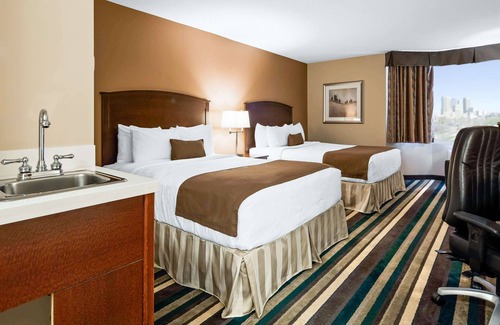 Winnipeg Hotel | Best Western Plus Winnipeg Airport Hotel