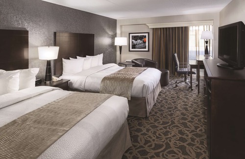 Aberdeen Hotel | Best Western Ramkota Hotel