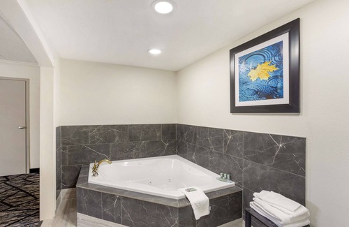 Shiloh Hotel | Best Western Westgate Inn