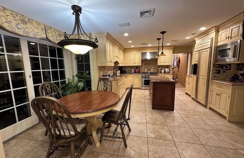 Woodbury Casa | Bethpage Black Ryder Cup Retreat/Spacious 4 bedroom w heated in-ground pool