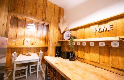 Brandenburg an der Havel Apartamento | BetterBeds BRB - Apartment - Zentral - Smart TV - Küche - WLAN